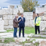 smyrna-tiyatrosu-gun-yuzune-cikiyor.jpg