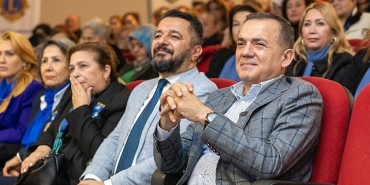 yenisehirde-diyabeti-tani-sagligini-koru-paneli-duzenlendi.jpg