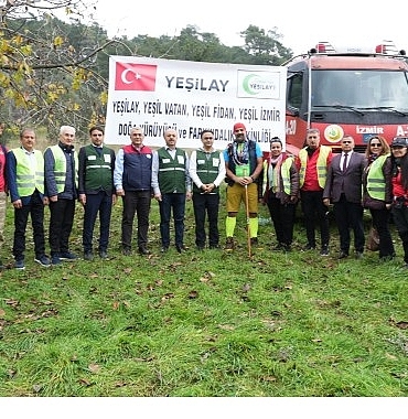 yesilay-ile-yesil-vatan-yesil-fidan-yesil-izmir-etkinligi-kemalpasada-gerceklestirildi.jpg