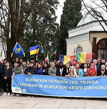 bursanin-700-yillik-hafizasi-tanpinarin-izinde-anlatildi.jpg