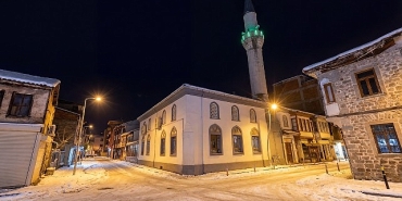 inegol-yeni-yilin-ilk-sabah-namazinda-bulustu.jpg