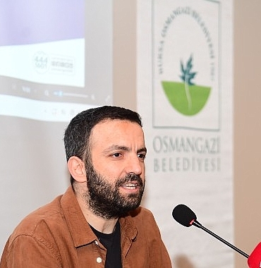 osmangazi-belediyesinden-dusunce-dunyasina-isik-tutan-soylesi.jpg
