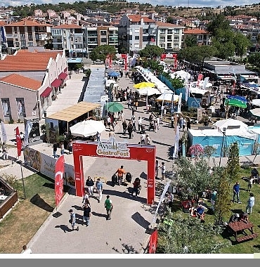 ayvalik-gastrofest-icin-on-basvurular-basladi.jpg