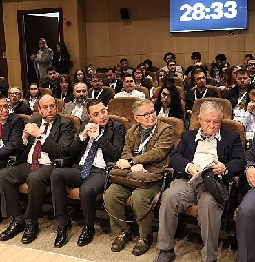 demir-celik-sektorunun-deneyimi-gelecegin-profesyonelleriyle-bulustu.jpg