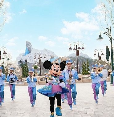 disney-adventure-world-ilk-misafirlerini-karlar-ulkesi-ve-sayisiz-yeni-deneyimle-agirladi.jpg