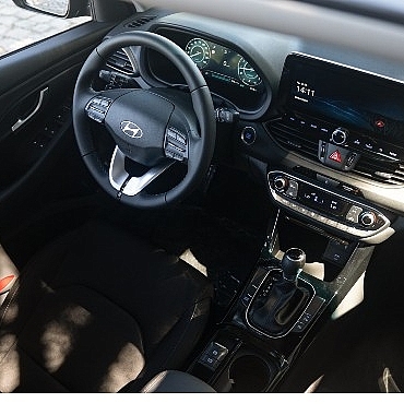 hyundai-i30-yeni-motoruyla-simdi-daha-guclu-ve-iddiali.jpg