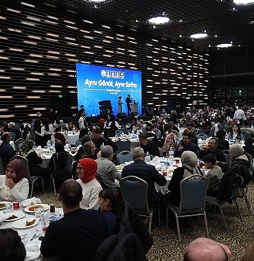 konyadaki-ozel-gereksinimli-bireyler-ve-aileleri-iftar-programinda-bir-araya-geldi.jpg