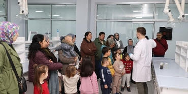 lokomotif-cocuk-koyu-icme-suyunun-yolculugunu-yerinde-gordu.jpg