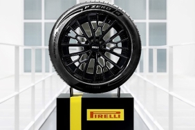 pirelli-p-zero-r-ve-p-zero-trofeo-rs.jpg