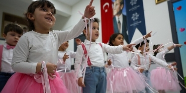 aydin-buyuksehir-belediyesinin-cocuk-gelisim-merkezlerinde-23-nisan-ulusal-egemenlik-ve-cocuk-bayrami-etkinlikleri-duzenlendi.jpg