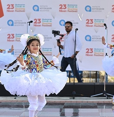 buyuksehir-belediyesinden-23-nisana-ozel-cosku-dolu-festival.jpg