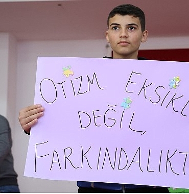 buyuksehirden-otizm-farkindalik-gununde-anlamli-etkinlik.jpg