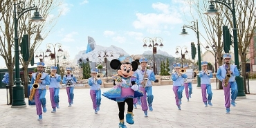 disneyland-pariste-yeni-bir-donem-basladi.jpg