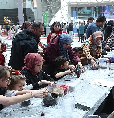 konya-bilim-merkezi-serafest-ile-cocuklari-bilim-ve-dogayla-bulusturuyor.jpg
