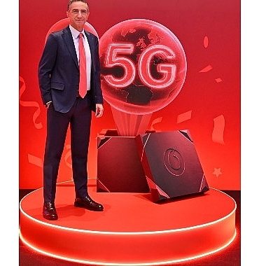 vodafone-turkiye-icra-kurulu-baskani-engin-aksoy-vodafoneun-dunyada-yaptigi-en-buyuk-5g-lansmanini-turkiyede-gerceklestirdik.jpg