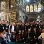 baskan-altay-genc-seyyah-projesi-ile-istanbul-gezisine-katilan-ogrencilerle-bulustu.jpg