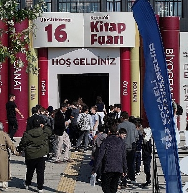 Dünyanın renkleri Kocaeli Kitap Fuarı’nda