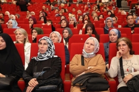 Erdim, “Aile Nedir?” söyleşisinde dikkat çeken mesajlar verdi;  “İnsanın en önemli görevi kendisini onarmasıdır”