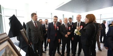 İnegöl’de Cumhuriyet Coşkusu Goblen Sanatıyla Buluştu