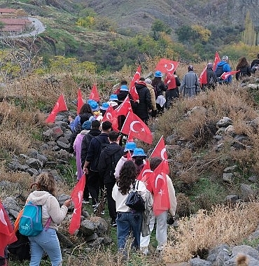 Konya Büyükşehir’in Cumhuriyet Coşkusu Sille’de Doğayla Buluştu