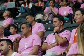 Pembe Tribünden Tüm Kadınlara: Kendine Zaman Ayır, Sağlığını İhmal Etme